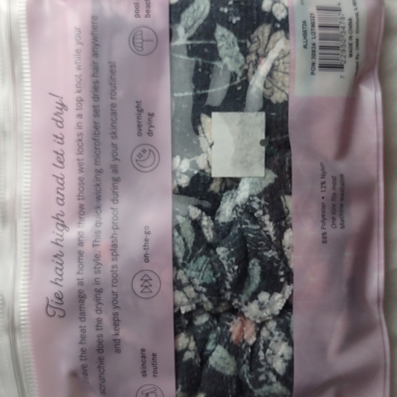 3/$20 Lemon Lavender high & dry microfiber scrunchie & headband duo NWT - Picture 5 of 9